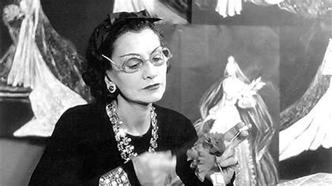 quien creo coco chanel|Coco Chanel muerte.